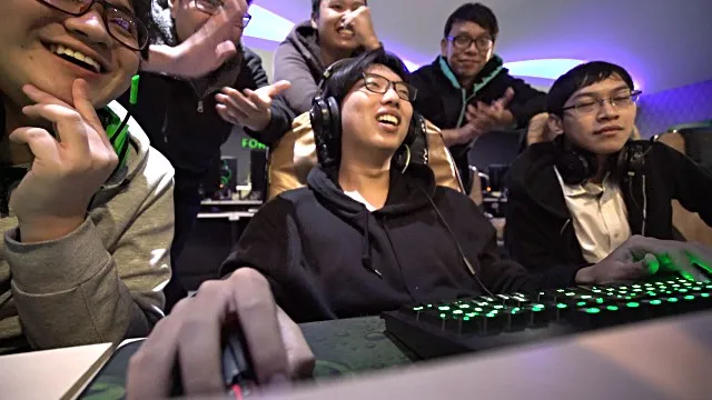 Same Couch, Same Screen, Way More Fun: Local Multiplayer Is Back and Better Than Ever